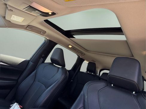 Used 2023 INFINITI QX60 Luxe w/ Cargo Package FWD image 5
