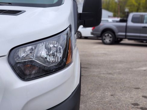 New 2026 Ford Transit 250 148 High Roof RWD image 10