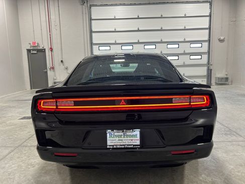 Used 2024 Dodge Charger Daytona Scat Pack w/ Plus Group AWD/4WD image 7