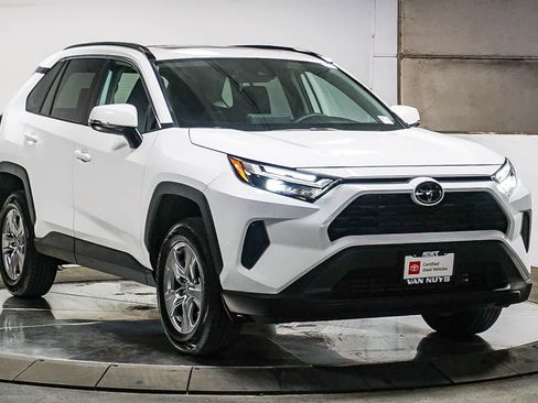 Certified 2025 Toyota RAV4 XLE w/ Convenience Package AWD/4WD image 3