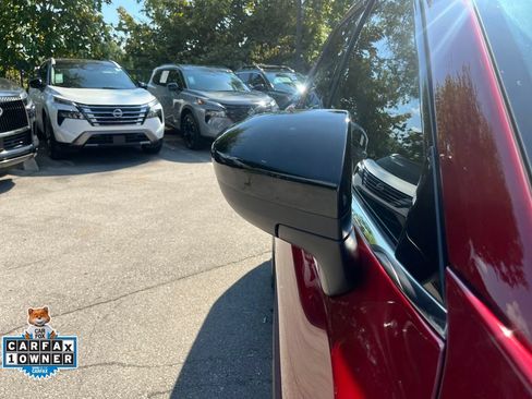 Certified 2026 Nissan Pathfinder SV AWD/4WD image 39