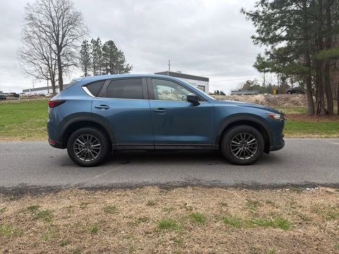 Used 2019 MAZDA CX-5 Touring image 4