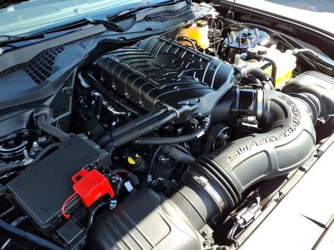 Used 2024 Ford Mustang GT Premium RWD image 10