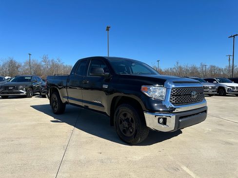 Used 2021 Toyota Tundra SR5 image 3