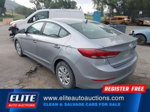 Used 2017 Hyundai Elantra SE image 5