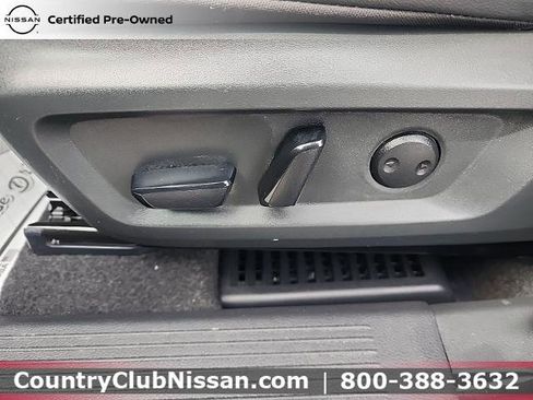 Certified 2024 Nissan Rogue SL w/ SL Premium Package AWD/4WD image 12