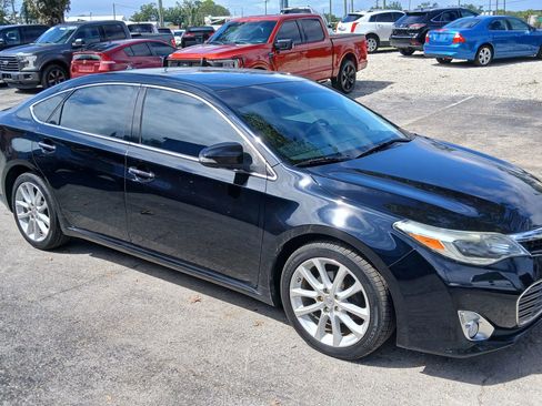 Used 2014 Toyota Avalon Limited image 7