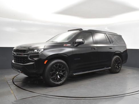 Used 2022 Chevrolet Tahoe Z71 w/ Off-Road Capability Package image 3