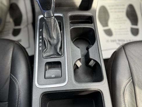 Used 2018 Ford Escape SEL AWD/4WD image 20