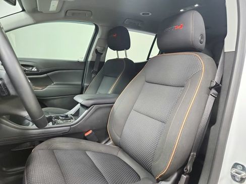Used 2023 GMC Acadia AT4 w/ Trailering Package AWD/4WD image 10