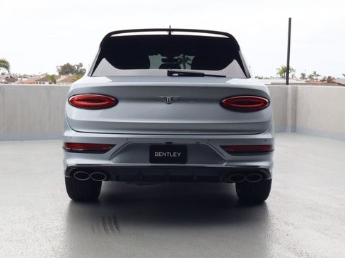 Certified 2023 Bentley Bentayga Speed AWD/4WD image 11
