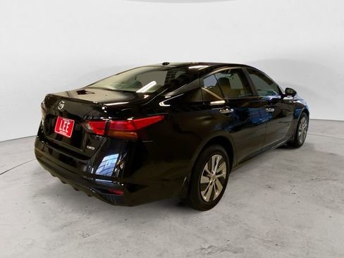 Used 2020 Nissan Altima 2.5 S image 5