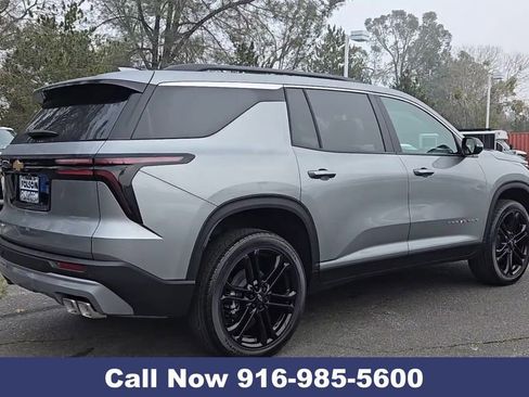 New 2026 Chevrolet Traverse LT image 11