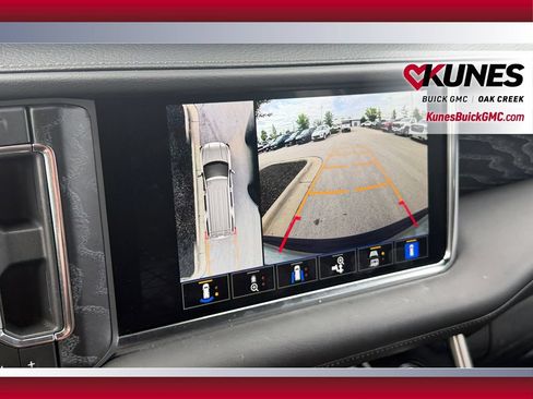 Used 2023 GMC Yukon Denali AWD/4WD image 29