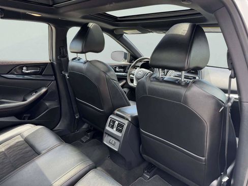 Used 2023 Nissan Maxima SR w/ Sport Mat Group FWD image 47