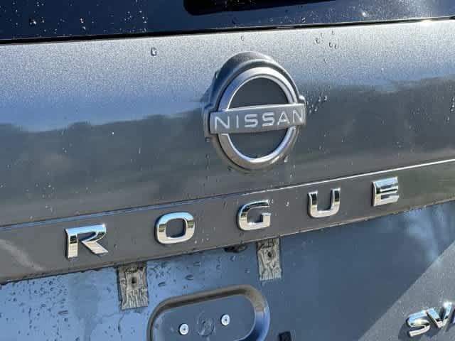 Used 2023 Nissan Rogue SV AWD/4WD image 16