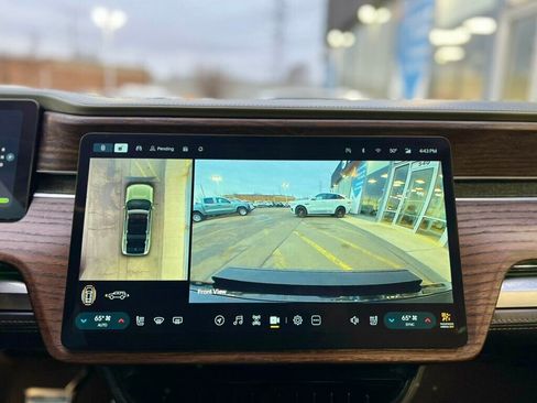 Used 2023 Rivian R1S Launch Edition image 26