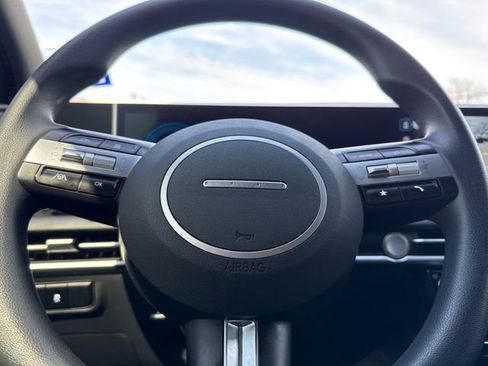 Used 2025 Hyundai Santa Cruz SEL image 24