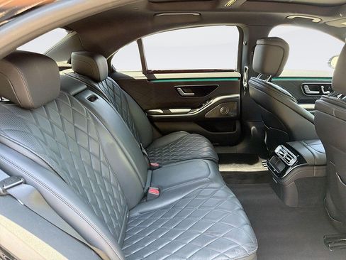 Used 2022 Mercedes-Benz S 580 4MATIC Sedan image 26
