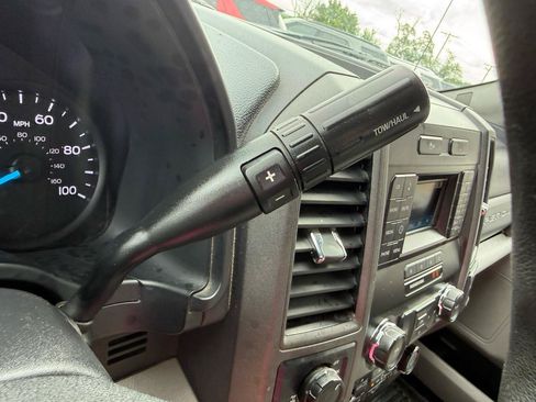 Used 2017 Ford F250 XL w/ Power Equipment Group RWD image 23