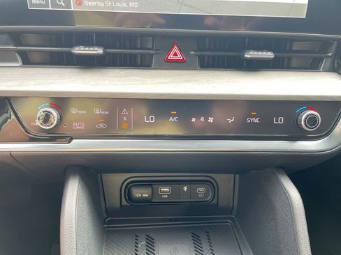 Used 2023 Kia Sportage X-Line w/ X-Line Premium Package image 39