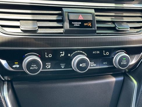 Used 2022 Honda Accord Sport image 21