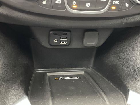 Certified 2023 Chevrolet Traverse High Country AWD/4WD image 27