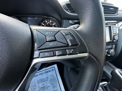 Used 2019 Nissan Rogue Sport SV image 20