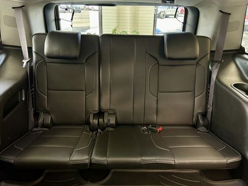 Used 2016 GMC Yukon Denali w/ Open Road Package image 18