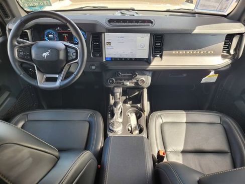 Certified 2025 Ford Bronco Badlands image 14