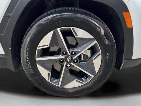 Certified 2025 Hyundai Tucson SEL FWD image 26