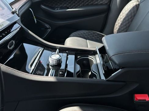 New 2026 Jeep Grand Cherokee Summit image 38