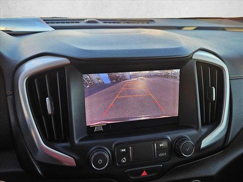 Used 2020 GMC Terrain SLT image 13