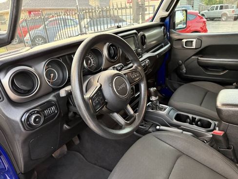 Used 2020 Jeep Wrangler Unlimited Sport AWD/4WD image 14