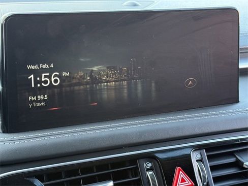 Used 2023 Genesis G70 2.0T image 18