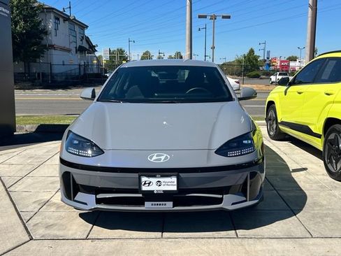Certified 2024 Hyundai Ioniq 6 SE AWD/4WD image 4