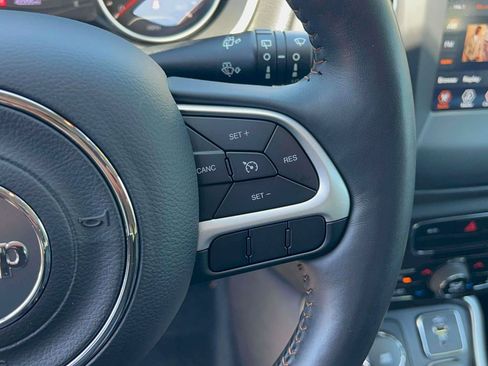 Used 2019 Jeep Compass Latitude w/ Cold Weather Group AWD/4WD image 21