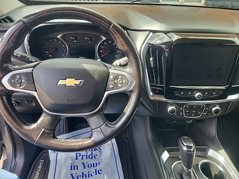Used 2018 Chevrolet Traverse LT image 10
