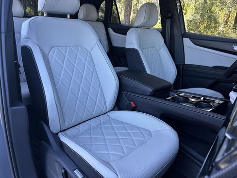 New 2025 Volkswagen Atlas Cross Sport SEL Premium R-Line image 26