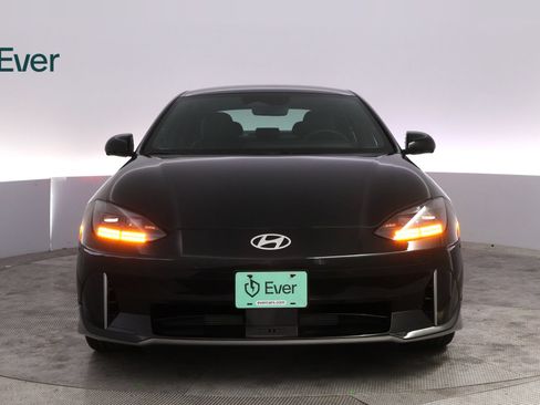 Used 2024 Hyundai Ioniq 6 Limited RWD image 12