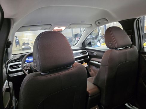 New 2027 Chevrolet Bolt LT image 15