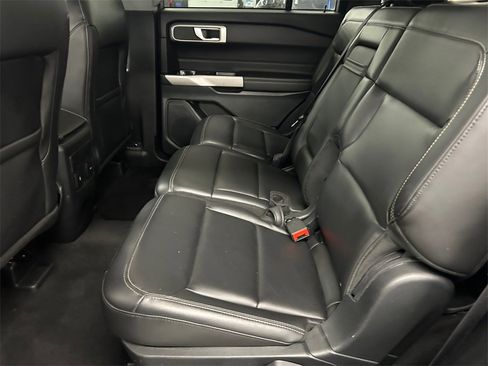 Used 2023 Ford Explorer XLT w/ Equipment Group 202A image 17