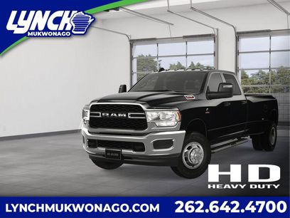New 2024 RAM 3500 Tradesman w/ Chrome Appearance Group