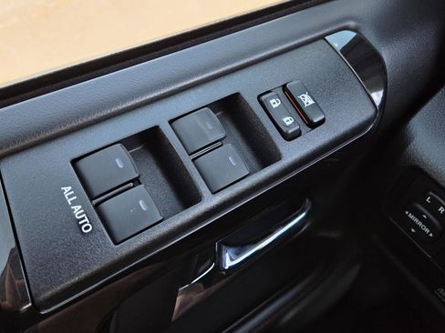 Used 2024 Toyota 4Runner TRD Off-Road image 22