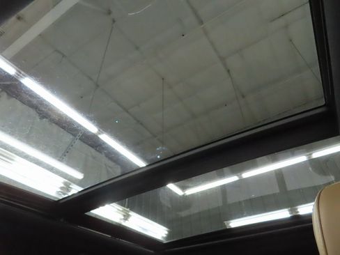 Used 2021 Ford F150 Lariat w/ Equipment Group 502A High image 30