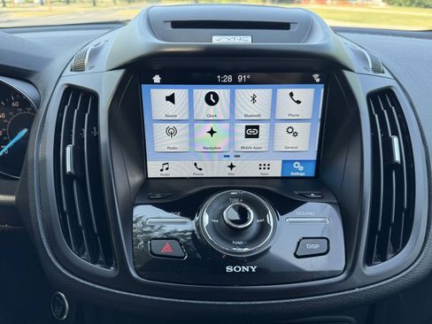 Used 2017 Ford Escape Titanium AWD/4WD image 18