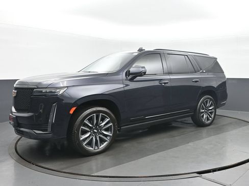 Used 2023 Cadillac Escalade Sport w/ Touring Package AWD/4WD image 7