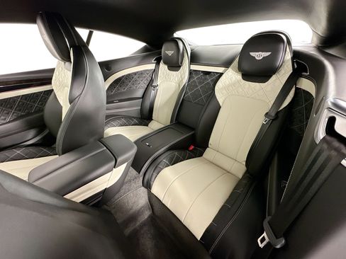 Certified 2020 Bentley Continental GT V8 image 25