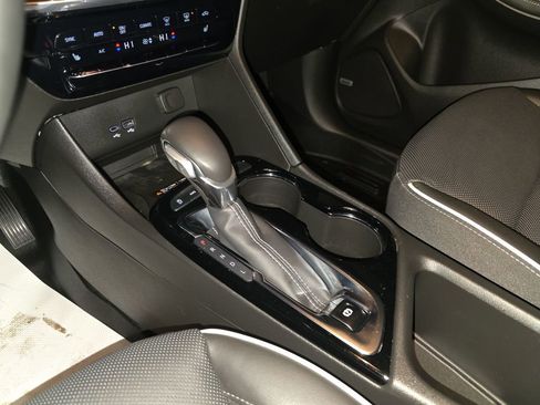 Used 2024 Buick Encore GX Avenir w/ Avenir Technology Package image 25