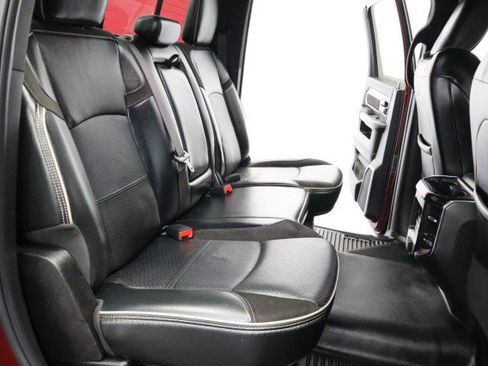Used 2019 RAM 2500 Laramie AWD/4WD image 9
